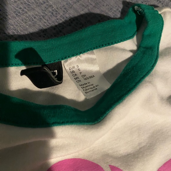 Shirt - Picture 3 of 4